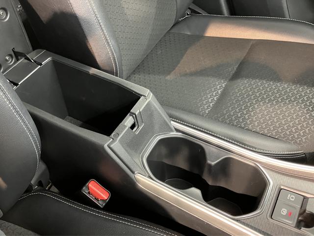 ロッキープレミアムＧメモリーナビ　パノラマモニター　ドライブレコーダー　ＥＴＣ車載器　アダプティブクルーズコントロール　ＬＥＤヘッドライト　フォグランプ　前席シートヒーター　プッシュスタート　スマートアシスト（愛媛県）の中古車