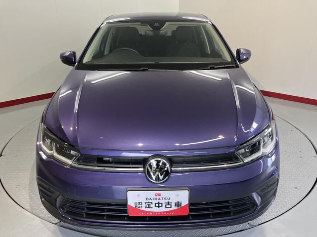 ＶＷ ポロＴＳＩアクティブプッシュスタート　アイドリングストップ　コーナーセンサー　パークアシスト　ワイヤレス充電　アダプティブクルーズコントロール　レーンキープアシスト　オートライト　オートマチックハイビーム　２ＷＤ（愛媛県）の中古車