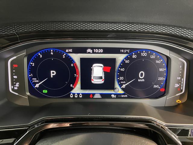 ＶＷ ポロＴＳＩアクティブプッシュスタート　アイドリングストップ　コーナーセンサー　パークアシスト　ワイヤレス充電　アダプティブクルーズコントロール　レーンキープアシスト　オートライト　オートマチックハイビーム　２ＷＤ（愛媛県）の中古車