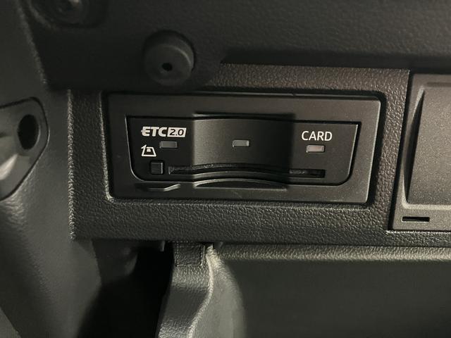 ＶＷ ポロＴＳＩアクティブプッシュスタート　アイドリングストップ　コーナーセンサー　パークアシスト　ワイヤレス充電　アダプティブクルーズコントロール　レーンキープアシスト　オートライト　オートマチックハイビーム　２ＷＤ（愛媛県）の中古車
