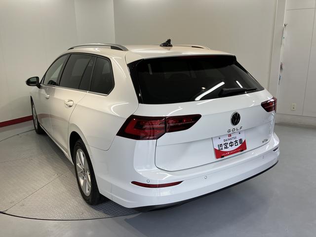 ＶＷ ゴルフヴァリアントｅＴＳＩ　アクティブプッシュスタート　電動パーキングブレーキ　オートブレーキホールド　アダプティブクルーズコントロール　レーンキープアシスト　パークアシスト　オートライト　オートマチックハイビーム　ＬＥＤヘッドライト（愛媛県）の中古車