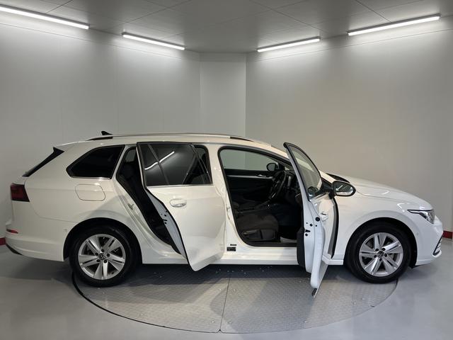 ＶＷ ゴルフヴァリアントｅＴＳＩ　アクティブプッシュスタート　電動パーキングブレーキ　オートブレーキホールド　アダプティブクルーズコントロール　レーンキープアシスト　パークアシスト　オートライト　オートマチックハイビーム　ＬＥＤヘッドライト（愛媛県）の中古車