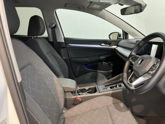 ＶＷ ゴルフヴァリアントｅＴＳＩ　アクティブプッシュスタート　電動パーキングブレーキ　オートブレーキホールド　アダプティブクルーズコントロール　レーンキープアシスト　パークアシスト　オートライト　オートマチックハイビーム　ＬＥＤヘッドライト（愛媛県）の中古車