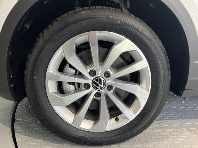 ＶＷ Ｔ−ロックＴＤＩ　スタイルプッシュスタート　電動パーキングブレーキ　オートブレーキホールド　ワイヤレス充電　アイドリングストップ　コーナーセンサー　パーキングアシスト　アダプティブクルーズコントロール　レーンキープアシスト（愛媛県）の中古車