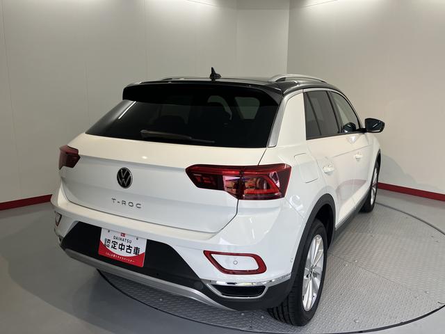 ＶＷ Ｔ−ロックＴＤＩ　スタイルプッシュスタート　電動パーキングブレーキ　オートブレーキホールド　ワイヤレス充電　アイドリングストップ　コーナーセンサー　パーキングアシスト　アダプティブクルーズコントロール　レーンキープアシスト（愛媛県）の中古車