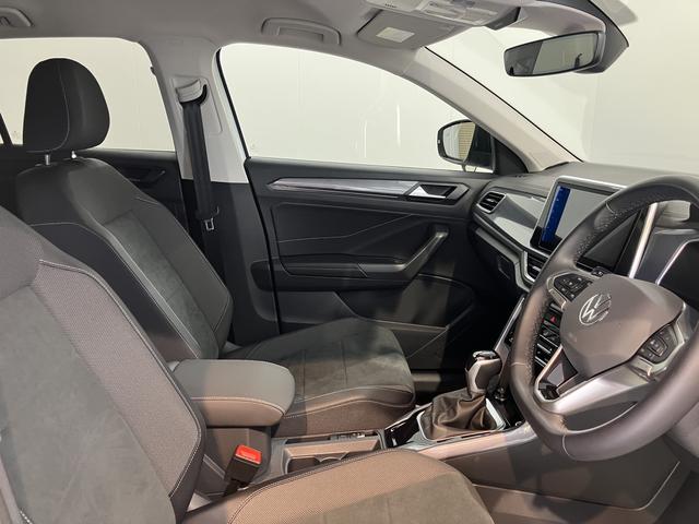 ＶＷ Ｔ−ロックＴＤＩ　スタイルプッシュスタート　電動パーキングブレーキ　オートブレーキホールド　ワイヤレス充電　アイドリングストップ　コーナーセンサー　パーキングアシスト　アダプティブクルーズコントロール　レーンキープアシスト（愛媛県）の中古車