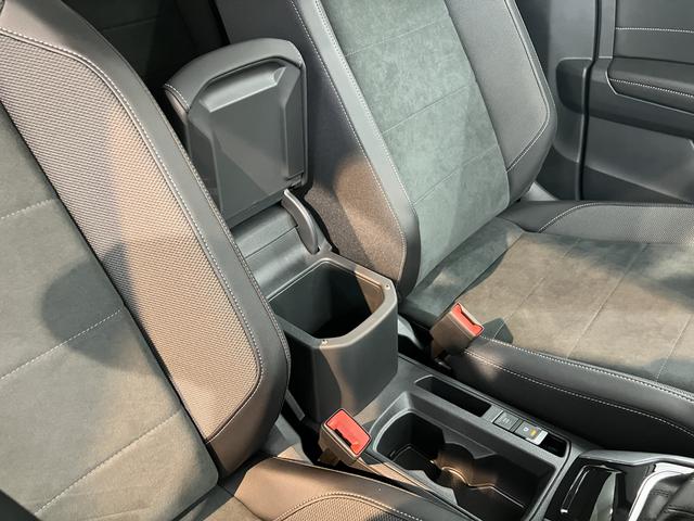 ＶＷ Ｔ−ロックＴＤＩ　スタイルプッシュスタート　電動パーキングブレーキ　オートブレーキホールド　ワイヤレス充電　アイドリングストップ　コーナーセンサー　パーキングアシスト　アダプティブクルーズコントロール　レーンキープアシスト（愛媛県）の中古車