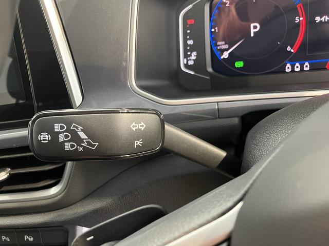 ＶＷ Ｔ−ロックＴＤＩ　スタイルプッシュスタート　電動パーキングブレーキ　オートブレーキホールド　ワイヤレス充電　アイドリングストップ　コーナーセンサー　パーキングアシスト　アダプティブクルーズコントロール　レーンキープアシスト（愛媛県）の中古車