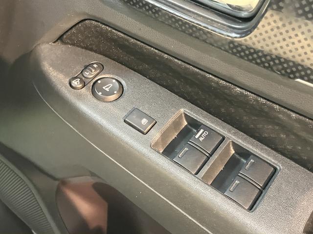 Ｎ−ＷＧＮカスタムＧ・Ａパッケージ純正ナビ　バックモニター　フルセグＴＶ　ＣＤ　ＤＶＤ　Ｂｌｕｅｔｏｏｔｈ　オートライト　ディスチャージヘッドライト　クキーフリーシステム　プッシュスタート　アイドリングストップ　電動格納ドアミラー（愛媛県）の中古車