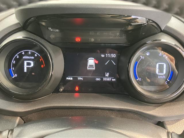 ヤリスＺディスプレイオーディオ　パノラマモニター　ＥＴＣ車載器　ドライブレコーダー　クルーズコントロール　オートライト　ＬＥＤヘッドライト　プッシュスタート　オートエアコン　前席シートヒーター（愛媛県）の中古車