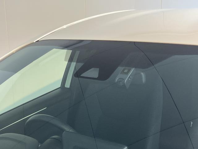 ヤリスＺディスプレイオーディオ　パノラマモニター　ＥＴＣ車載器　ドライブレコーダー　クルーズコントロール　オートライト　ＬＥＤヘッドライト　プッシュスタート　オートエアコン　前席シートヒーター（愛媛県）の中古車