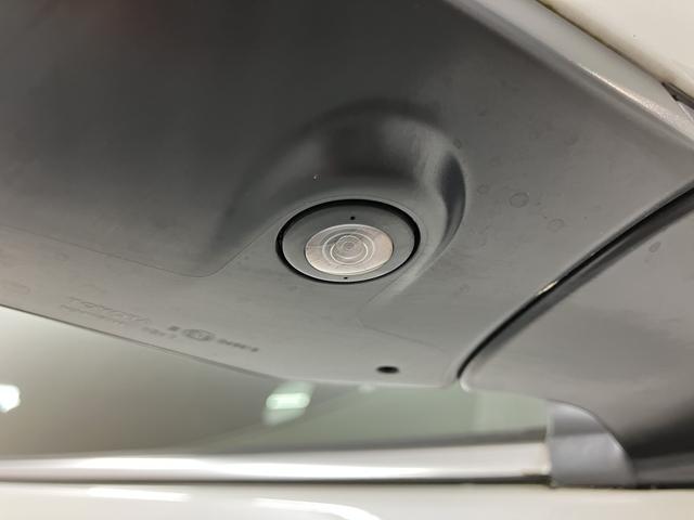 ヤリスＺディスプレイオーディオ　パノラマモニター　ＥＴＣ車載器　ドライブレコーダー　クルーズコントロール　オートライト　ＬＥＤヘッドライト　プッシュスタート　オートエアコン　前席シートヒーター（愛媛県）の中古車