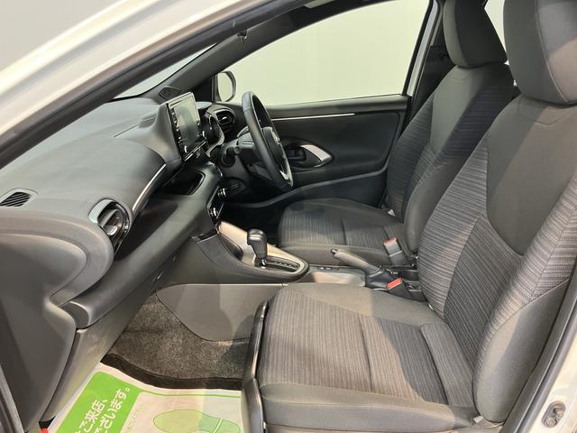 ヤリスＺディスプレイオーディオ　パノラマモニター　ＥＴＣ車載器　ドライブレコーダー　クルーズコントロール　オートライト　ＬＥＤヘッドライト　プッシュスタート　オートエアコン　前席シートヒーター（愛媛県）の中古車