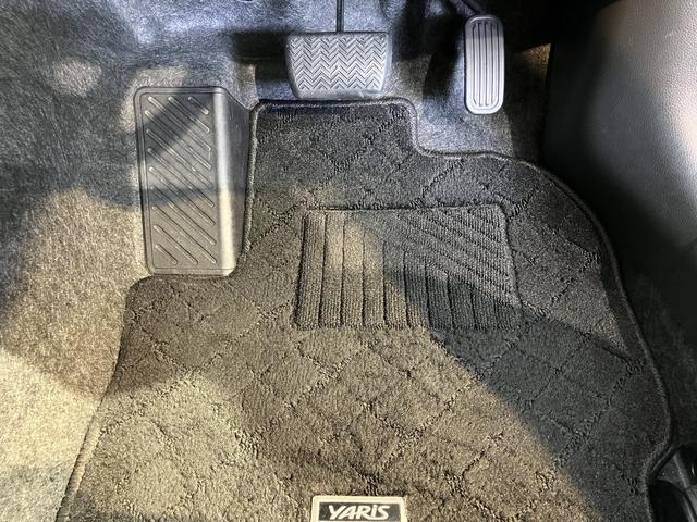 ヤリスＺディスプレイオーディオ　パノラマモニター　ＥＴＣ車載器　ドライブレコーダー　クルーズコントロール　オートライト　ＬＥＤヘッドライト　プッシュスタート　オートエアコン　前席シートヒーター（愛媛県）の中古車