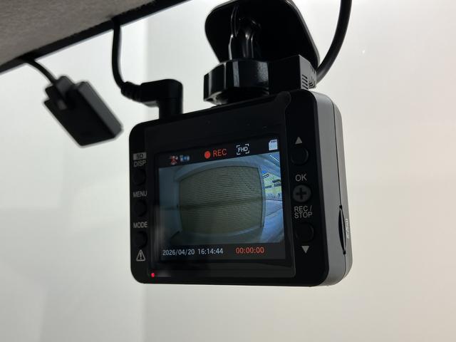 ミラココアココアＸメモリーナビ　ワンセグＴＶ　ＥＴＣ車載器　前後ドライブレコーダー　オートエアコン　電動格納ドアミラー　キーレスエントリー　ベンチシート　アイドリングストップ（愛媛県）の中古車