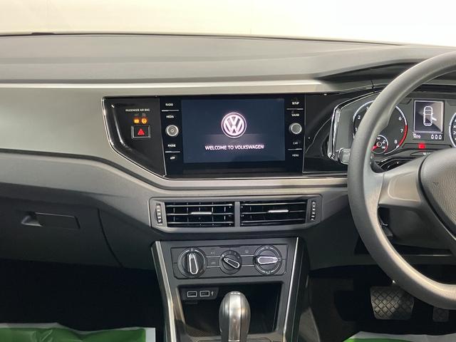 ＶＷ ポロＴＳＩトレンドラインＣＤ　ＵＳＢ　Ｂｌｕｅｔｏｏｔｈ　アイドリングストップ　電動格納ドアミラー　キーレスエントリー　マニュアルエアコン　パワステ　パワーウィンドウ　ＡＢＳ（愛媛県）の中古車