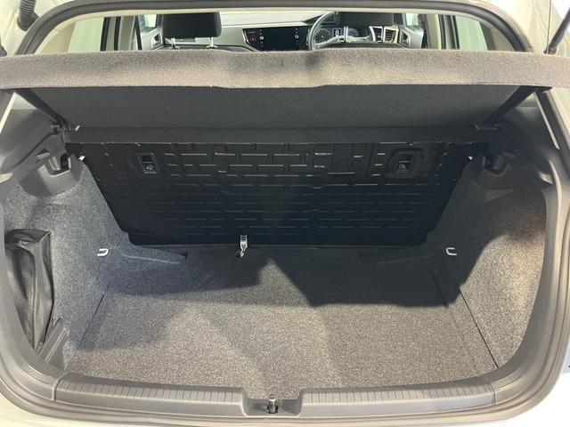 ＶＷ ポロＴＳＩトレンドラインＣＤ　ＵＳＢ　Ｂｌｕｅｔｏｏｔｈ　アイドリングストップ　電動格納ドアミラー　キーレスエントリー　マニュアルエアコン　パワステ　パワーウィンドウ　ＡＢＳ（愛媛県）の中古車