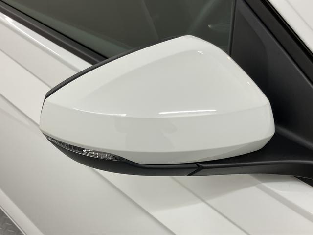 ＶＷ ポロＴＳＩトレンドラインＣＤ　ＵＳＢ　Ｂｌｕｅｔｏｏｔｈ　アイドリングストップ　電動格納ドアミラー　キーレスエントリー　マニュアルエアコン　パワステ　パワーウィンドウ　ＡＢＳ（愛媛県）の中古車