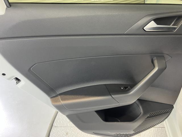 ＶＷ ポロＴＳＩトレンドラインＣＤ　ＵＳＢ　Ｂｌｕｅｔｏｏｔｈ　アイドリングストップ　電動格納ドアミラー　キーレスエントリー　マニュアルエアコン　パワステ　パワーウィンドウ　ＡＢＳ（愛媛県）の中古車