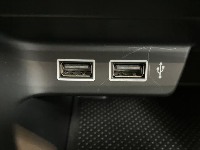 ＶＷ ポロＴＳＩトレンドラインＣＤ　ＵＳＢ　Ｂｌｕｅｔｏｏｔｈ　アイドリングストップ　電動格納ドアミラー　キーレスエントリー　マニュアルエアコン　パワステ　パワーウィンドウ　ＡＢＳ（愛媛県）の中古車