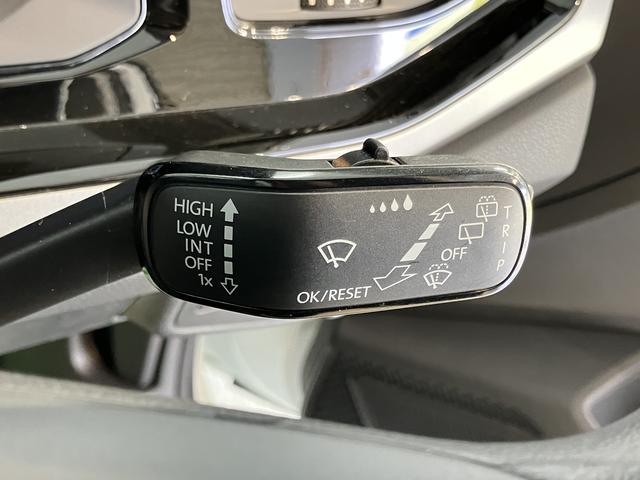 ＶＷ ポロＴＳＩトレンドラインＣＤ　ＵＳＢ　Ｂｌｕｅｔｏｏｔｈ　アイドリングストップ　電動格納ドアミラー　キーレスエントリー　マニュアルエアコン　パワステ　パワーウィンドウ　ＡＢＳ（愛媛県）の中古車