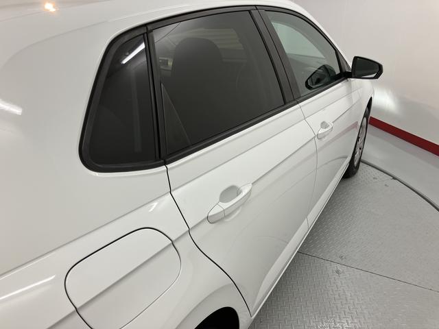 VW ポロTSIトレンドラインCD USB Bluetooth アイドリングストップ 電動格納ドアミラー マニュアルエアコン パワステ パワーウィンドウ ABS キーレスエントリー(愛媛県)の中古車