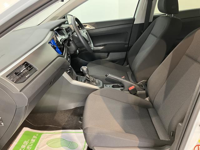 VW ポロTSIトレンドラインCD USB Bluetooth アイドリングストップ 電動格納ドアミラー マニュアルエアコン パワステ パワーウィンドウ ABS キーレスエントリー(愛媛県)の中古車