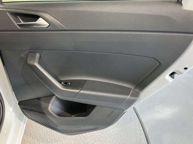 VW ポロTSIトレンドラインCD USB Bluetooth アイドリングストップ 電動格納ドアミラー マニュアルエアコン パワステ パワーウィンドウ ABS キーレスエントリー(愛媛県)の中古車