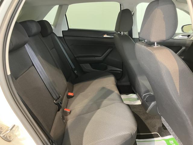 VW ポロTSIトレンドラインCD USB Bluetooth アイドリングストップ 電動格納ドアミラー マニュアルエアコン パワステ パワーウィンドウ ABS キーレスエントリー(愛媛県)の中古車