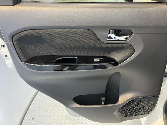 ムーヴカスタム　ＲＳ　ハイパーリミテッドＳＡIII純正ナビ　パノラマモニター　フルセグＴＶ　ＣＤ　ＤＶＤ　ＵＳＢ　Ｂｌｕｅｔｏｏｔｈ　ミュージックサーバー　ドラレコ　運転席シートヒーター　オートライト　ＬＥＤヘッドライト　アイドリングストップ（愛媛県）の中古車