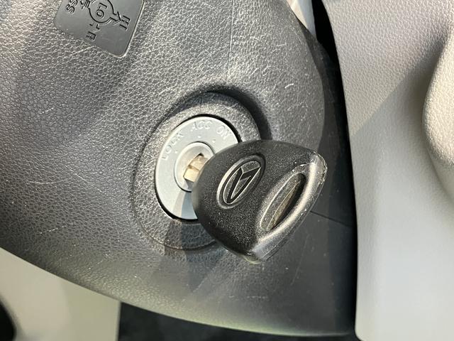 ミライースＸ２ＷＤ　ＣＶＴ車　ＣＤ　ラジオ　アイドリングストップ　電動格納ドアミラー　キーレスエントリー　マニュアルエアコン　パワステ　パワーウィンドウ　ＡＢＳ（愛媛県）の中古車