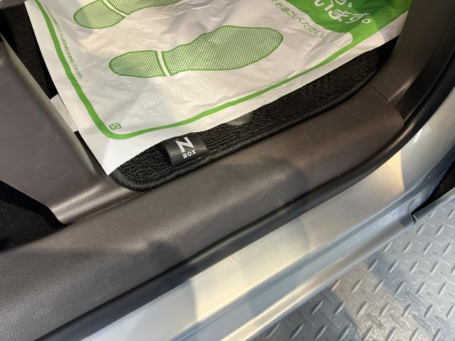 N−BOXG・EXターボホンダセンシングプッシュスタート 両側電動スライドドア アダプティブクルーズコントロール オートライト オートマチックハイビーム LEDヘッドライト レーンアシスト 社外DVDチューナー バックカメラ 社外ドラレコ(愛媛県)の中古車