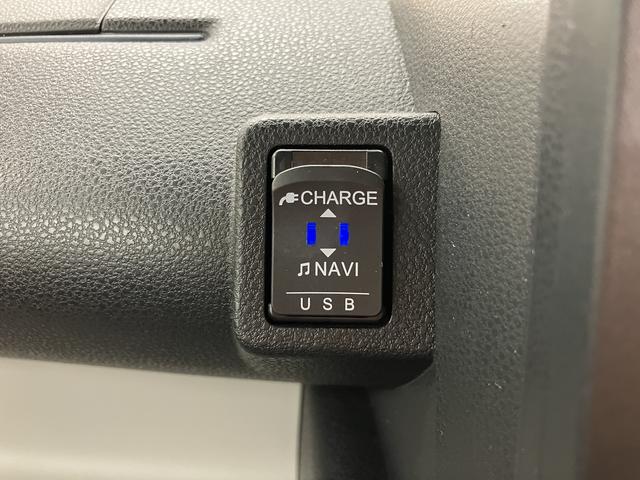 タントＸプッシュスタート　片側電動スライドドア　ベンチシート　運転席・助手席シートヒーター　コーナーセンサー　アイドリングストップ　オートライト　オートマチックハイビーム　ＬＥＤヘッドライト　純正ナビ　２ＷＤ（愛媛県）の中古車