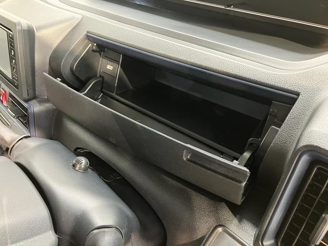 タントＸプッシュスタート　片側電動スライドドア　ベンチシート　運転席・助手席シートヒーター　コーナーセンサー　アイドリングストップ　オートライト　オートマチックハイビーム　ＬＥＤヘッドライト　純正ナビ　２ＷＤ（愛媛県）の中古車