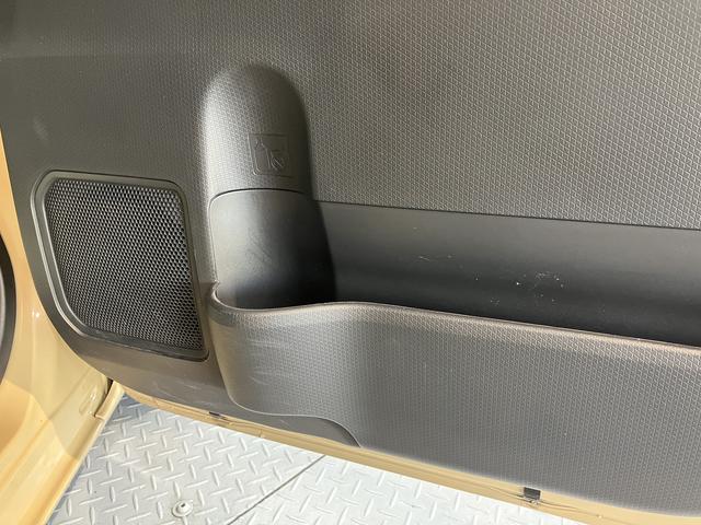 タントＸプッシュスタート　片側電動スライドドア　ベンチシート　運転席・助手席シートヒーター　コーナーセンサー　アイドリングストップ　オートライト　オートマチックハイビーム　ＬＥＤヘッドライト　純正ナビ　２ＷＤ（愛媛県）の中古車