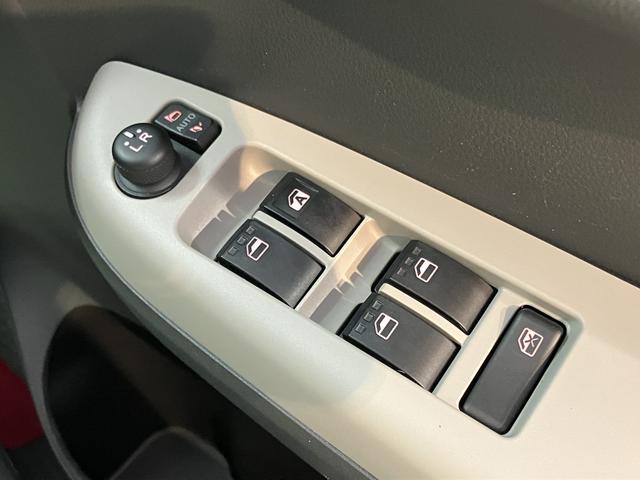 ブーンシルク　Ｇパッケージ　ＳＡIII２ＷＤ　ＣＶＴ車　オートライト　ＬＥＤヘッドライト　障害物センサー　プッシュスタート　アイドリングストップ　ベンチシート　電動格納ドアミラー　バックカメラ装着車（愛媛県）の中古車
