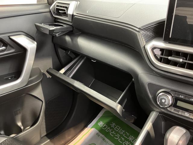 ロッキープレミアムＧディスプレイオーディオ　パノラマモニター　フルセグＴＶ　ＵＳＢ　Ｂｌｕｅｔｏｏｔｈ　ドラレコ　ＥＴＣ　前席シートヒーター　オートライト　ＬＥＤヘッドライト　電動パーキング　障害物センサー　キーフリー（愛媛県）の中古車