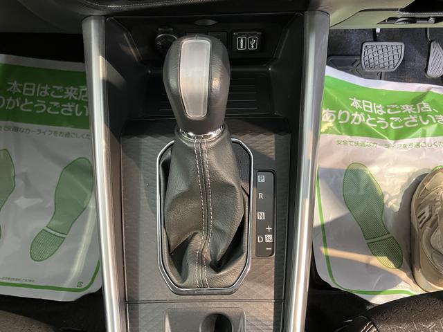 ロッキープレミアムＧディスプレイオーディオ　パノラマモニター　フルセグＴＶ　ＵＳＢ　Ｂｌｕｅｔｏｏｔｈ　ドラレコ　ＥＴＣ　前席シートヒーター　オートライト　ＬＥＤヘッドライト　電動パーキング　障害物センサー　キーフリー（愛媛県）の中古車