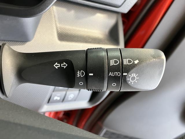 ロッキープレミアムＧディスプレイオーディオ　パノラマモニター　フルセグＴＶ　ＵＳＢ　Ｂｌｕｅｔｏｏｔｈ　ドラレコ　ＥＴＣ　前席シートヒーター　オートライト　ＬＥＤヘッドライト　電動パーキング　障害物センサー　キーフリー（愛媛県）の中古車