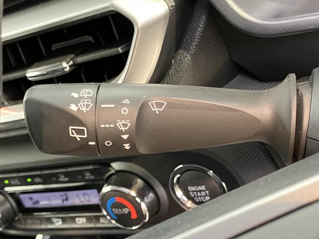 ロッキープレミアムＧディスプレイオーディオ　パノラマモニター　フルセグＴＶ　ＵＳＢ　Ｂｌｕｅｔｏｏｔｈ　ドラレコ　ＥＴＣ　前席シートヒーター　オートライト　ＬＥＤヘッドライト　電動パーキング　障害物センサー　キーフリー（愛媛県）の中古車