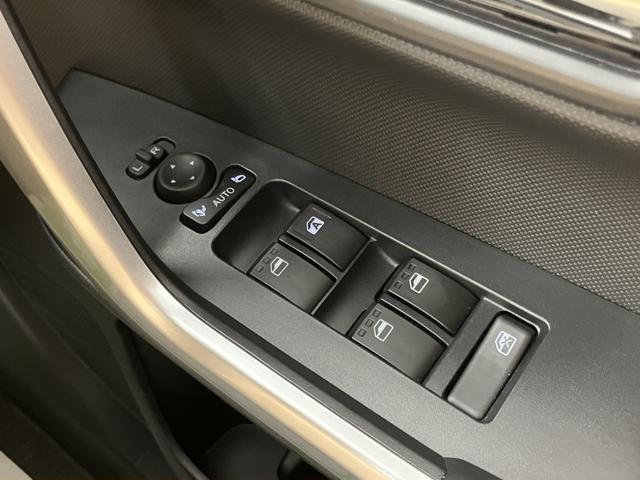 ロッキープレミアムＧディスプレイオーディオ　パノラマモニター　フルセグＴＶ　ＵＳＢ　Ｂｌｕｅｔｏｏｔｈ　ドラレコ　ＥＴＣ　前席シートヒーター　オートライト　ＬＥＤヘッドライト　電動パーキング　障害物センサー　キーフリー（愛媛県）の中古車
