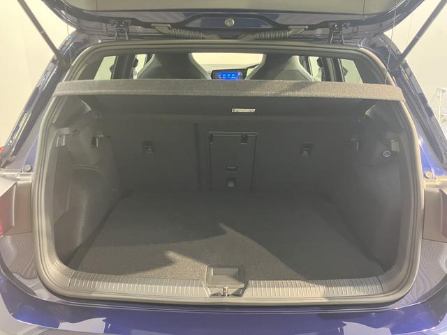 ＶＷ ゴルフＴＤＩ　Ｒラインプッシュスタート　電動パーキングブレーキ　オートブレーキホールド　パークアシスト　運転席・助手席シートヒーター　アイドリングストップ　アダプティブクルーズコントロール　レーンアシストワイヤレス充電（愛媛県）の中古車