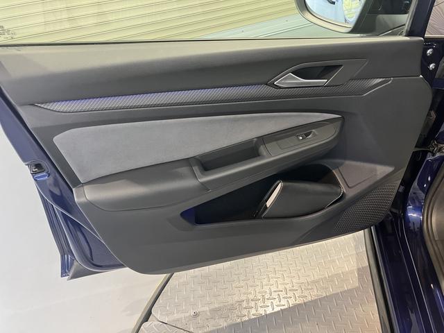 ＶＷ ゴルフＴＤＩ　Ｒラインプッシュスタート　電動パーキングブレーキ　オートブレーキホールド　パークアシスト　運転席・助手席シートヒーター　アイドリングストップ　アダプティブクルーズコントロール　レーンアシストワイヤレス充電（愛媛県）の中古車