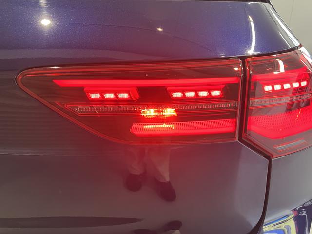 ＶＷ ゴルフＴＤＩ　Ｒラインプッシュスタート　電動パーキングブレーキ　オートブレーキホールド　パークアシスト　運転席・助手席シートヒーター　アイドリングストップ　アダプティブクルーズコントロール　レーンアシストワイヤレス充電（愛媛県）の中古車