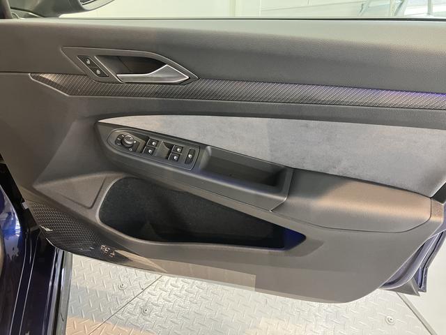 ＶＷ ゴルフＴＤＩ　Ｒラインプッシュスタート　電動パーキングブレーキ　オートブレーキホールド　パークアシスト　運転席・助手席シートヒーター　アイドリングストップ　アダプティブクルーズコントロール　レーンアシストワイヤレス充電（愛媛県）の中古車