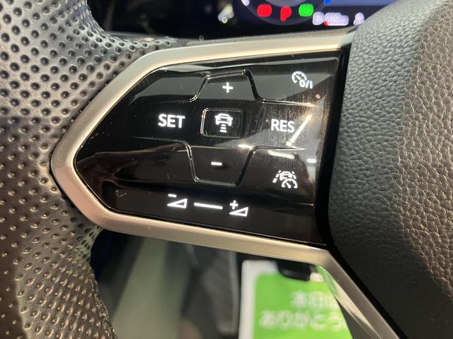 ＶＷ ゴルフＴＤＩ　Ｒラインプッシュスタート　電動パーキングブレーキ　オートブレーキホールド　パークアシスト　運転席・助手席シートヒーター　アイドリングストップ　アダプティブクルーズコントロール　レーンアシストワイヤレス充電（愛媛県）の中古車