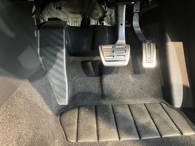 ＶＷ ゴルフＴＤＩ　Ｒラインプッシュスタート　電動パーキングブレーキ　オートブレーキホールド　パークアシスト　運転席・助手席シートヒーター　アイドリングストップ　アダプティブクルーズコントロール　レーンアシストワイヤレス充電（愛媛県）の中古車