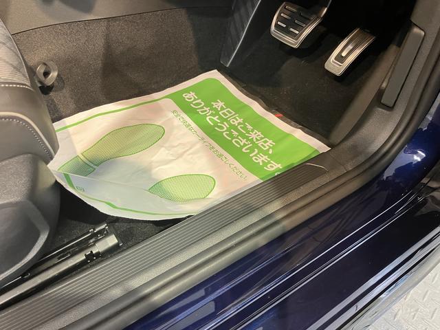 ＶＷ ゴルフＴＤＩ　Ｒラインプッシュスタート　電動パーキングブレーキ　オートブレーキホールド　パークアシスト　運転席・助手席シートヒーター　アイドリングストップ　アダプティブクルーズコントロール　レーンアシストワイヤレス充電（愛媛県）の中古車