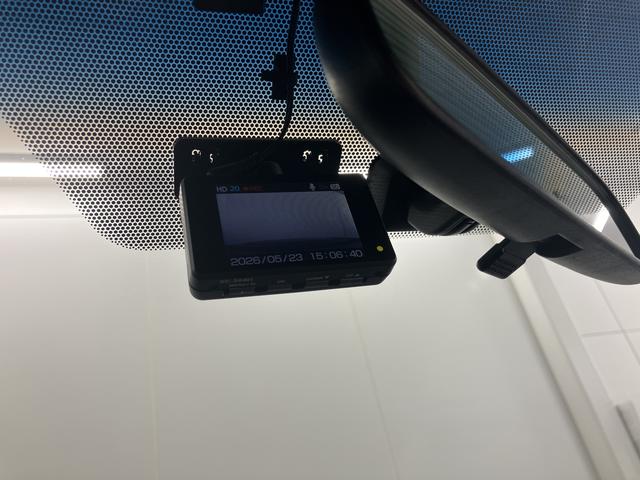 ハリアーエレガンス純正ナビ バックカメラ ETC車載器 フルセグTV 社外ドライブレコーダー プッシュスタート オートライト LEDヘッドライト フォグランプ 電動格納ドアミラー ABS カーテンエアバック(愛媛県)の中古車