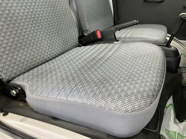 ハイゼットトラックエアコン・パワステ スペシャル2WD AT車 マニュアルエアコン パワステ 社外ナビ CD DVD AUX(愛媛県)の中古車
